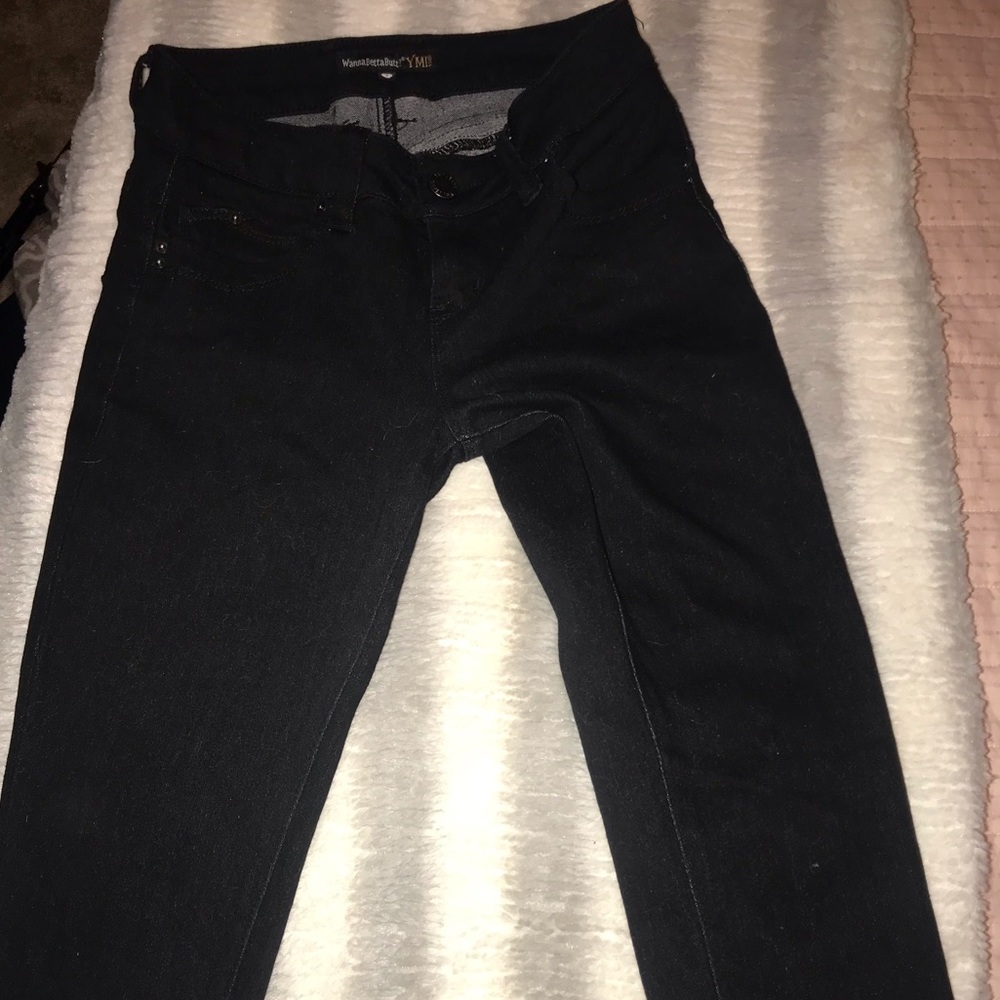 Black skinny jeans